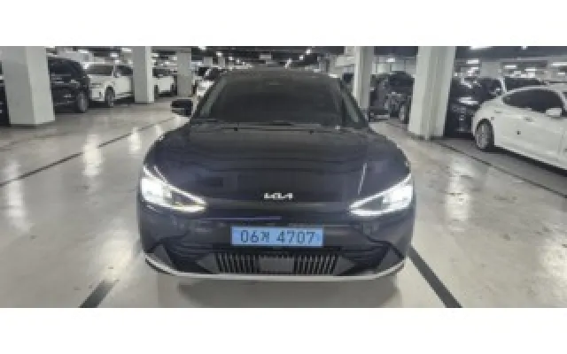 EV6스탠다드 중고차 EV6 롱레인지 매물 사진 14 - 2022/09 84,993km